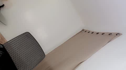 QUEEN CATHLEA HERE online show from 06/05/26, 06:57
