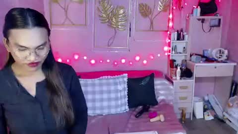 naughty_lorien143 online show from 11/30/25, 12:20