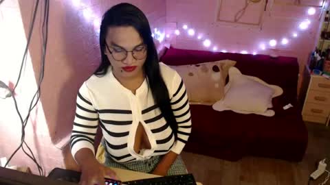 Snapshot of naughty_lorien143 chatting on 07/25/26, 12:47 naughty_lorien143 online show from 07/25/26, 12:47