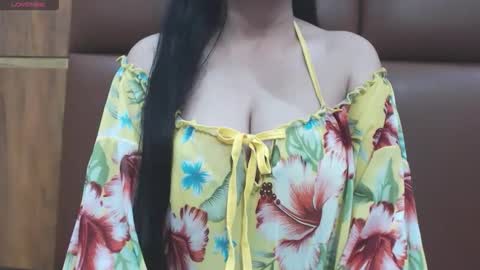 riya online show from 11/23/25, 05:24