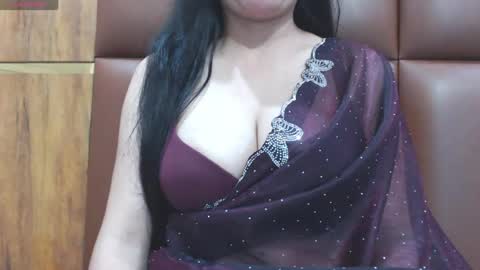 Snapshot of naughty_love489696 chatting on 06/13/26, 06:06 riya online show from 06/13/26, 06:06