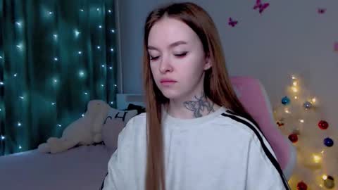 Snapshot of naughty_mablee chatting on 12/23/25, 01:36 Mable online show from 12/23/25, 01:36