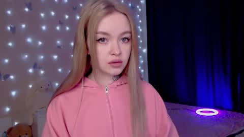 Mable online show from 03/03/26, 01:56