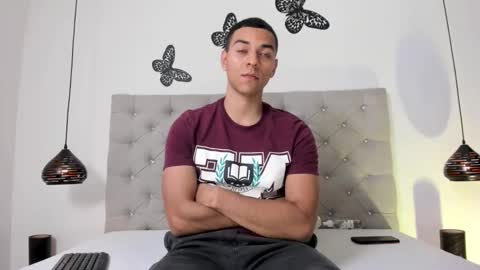 naughty_mike_01 online show from 01/03/25, 07:29