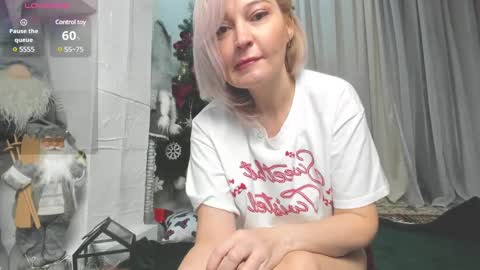 Milena  online show from 01/03/25, 02:51