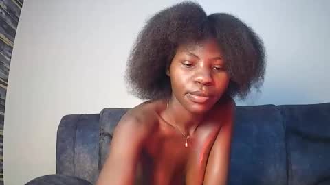 naughty_nana2 online show from 04/18/26, 11:25