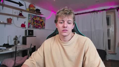 Nik online show from 01/08/25, 03:50