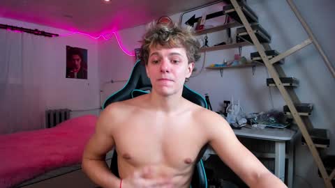 Nik online show from 02/04/25, 07:33