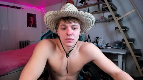 Nik online show from 02/04/25, 10:34