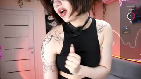 Snapshot of naughty_sparkle chatting on 06/21/26, 12:02 Alexa online show from 06/21/26, 12:02