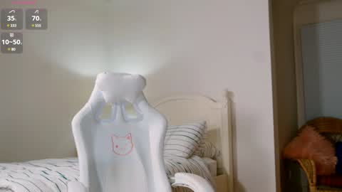 Snapshot of naughty_tilly chatting on 12/12/24, 01:21 Tilly Mae online show from 12/12/24, 01:21