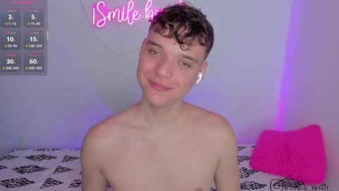 Snapshot of naughty_twink_ chatting on 06/05/26, 04:45 Noah online show from 06/05/26, 04:45
