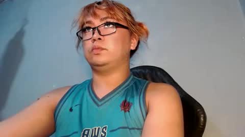 naughty_ursula21xxx online show from 09/15/25, 12:27