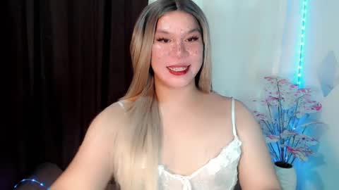 Snapshot of naughty_vies chatting on 07/10/26, 07:05 Davies online show from 07/10/26, 07:05