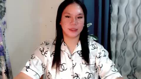 Snapshot of naughty_vies chatting on 07/12/26, 08:44 Davies online show from 07/12/26, 08:44