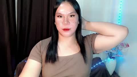 Snapshot of naughty_vies chatting on 07/29/26, 10:13 Davies online show from 07/29/26, 10:13