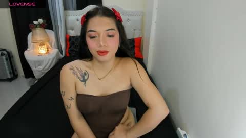 Snapshot of naughtyamanda804704 chatting on 05/13/26, 06:27 naughtyamanda804704 online show from 05/13/26, 06:27