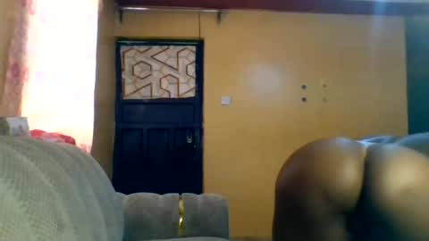 Snapshot of naughtyaura_ebony chatting on 07/03/26, 11:38 Bree doll online show from 07/03/26, 11:38