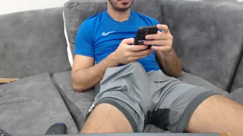 Snapshot of naughtyb00yy chatting on 01/13/25, 01:45 naughty pervert masterboy online show from 01/13/25, 01:45