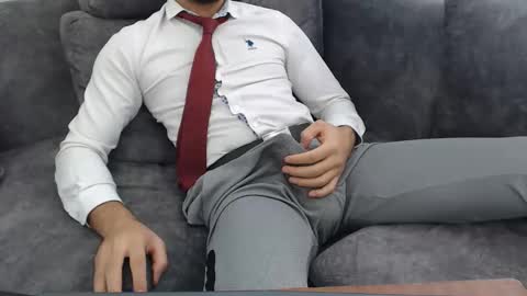 Snapshot of naughtyb00yy chatting on 09/19/25, 09:00 naughty pervert masterboy online show from 09/19/25, 09:00