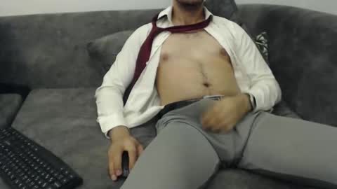 naughty pervert masterboy online show from 04/24/26, 08:33