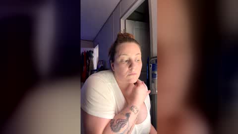 naughtybabe29 online show from 03/21/26, 03:00