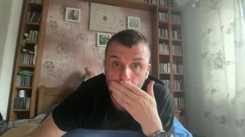 Snapshot of naughtyboy1311 chatting on 10/07/25, 04:37 naughtyboy1311 online show from 10/07/25, 04:37