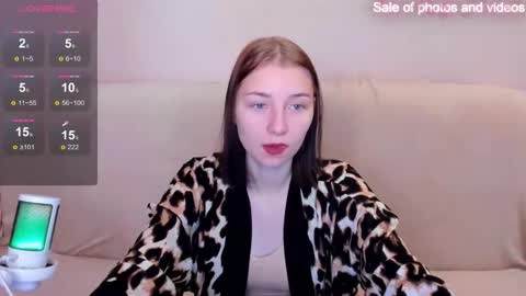Snapshot of naughtybunny1_ chatting on 10/23/25, 02:22 NaughtyBunny online show from 10/23/25, 02:22