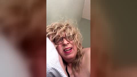 Snapshot of naughtycdgurl chatting on 04/03/26, 08:07 naughtycdgurl online show from 04/03/26, 08:07