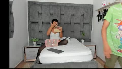 naughtyfusion_os online show from 04/04/26, 12:46