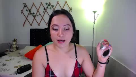 Valeria  online show from 10/19/25, 03:56