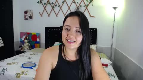 Valeria  online show from 04/15/26, 07:58