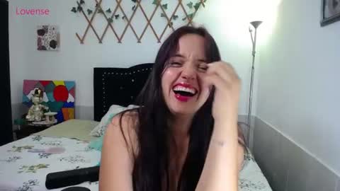 Snapshot of naughtygirl_mmm chatting on 07/13/26, 11:07 Valeria online show from 07/13/26, 11:07