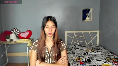 naughtyjanela online show from 02/22/25, 04:18