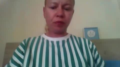 Snapshot of naughtyjennyblondeuk chatting on 04/23/26, 03:25 naughtyjennyblondeuk online show from 04/23/26, 03:25