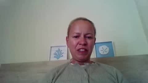 Snapshot of naughtyjennyblondeuk chatting on 04/30/26, 05:08 naughtyjennyblondeuk online show from 04/30/26, 05:08