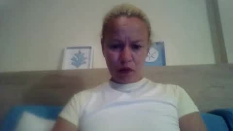 Snapshot of naughtyjennyblondeuk chatting on 04/30/26, 08:57 naughtyjennyblondeuk online show from 04/30/26, 08:57