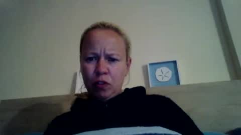 Snapshot of naughtyjennyblondeuk chatting on 05/11/26, 07:22 naughtyjennyblondeuk online show from 05/11/26, 07:22