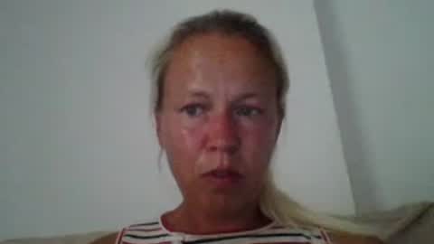 Snapshot of naughtyjennyblondeuk chatting on 06/22/26, 07:00 naughtyjennyblondeuk online show from 06/22/26, 07:00