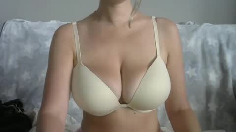 Snapshot of naughtykitten94 chatting on 06/27/26, 07:13 Chris online show from 06/27/26, 07:13