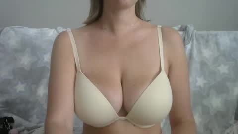 Snapshot of naughtykitten94 chatting on 06/29/26, 09:15 Chris online show from 06/29/26, 09:15