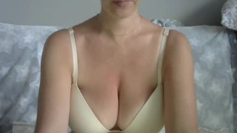 Snapshot of naughtykitten94 chatting on 07/07/26, 06:27 Chris online show from 07/07/26, 06:27