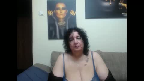 Snapshot of naughtykorin chatting on 06/05/26, 06:35 korin online show from 06/05/26, 06:35