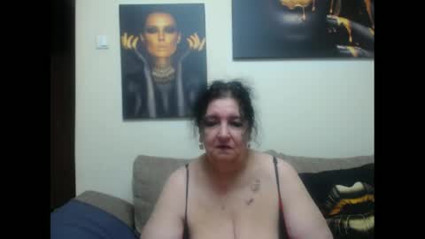 Snapshot of naughtykorin chatting on 06/15/26, 07:16 korin online show from 06/15/26, 07:16