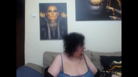 Snapshot of naughtykorin chatting on 06/18/26, 05:28 korin online show from 06/18/26, 05:28