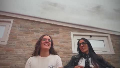 ANDREA STEPH  MIKE online show from 10/24/25, 09:06