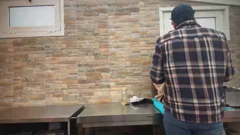 ANDREA STEPH  MIKE online show from 11/18/25, 10:31