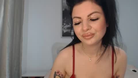 NaughtyMom online show from 12/06/24, 09:54