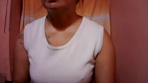 naughtymom_33 online show from 09/19/25, 12:12