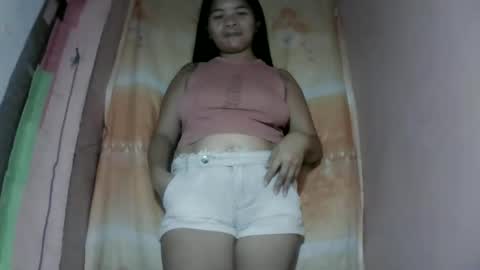 naughtymom_33 online show from 12/05/25, 07:50